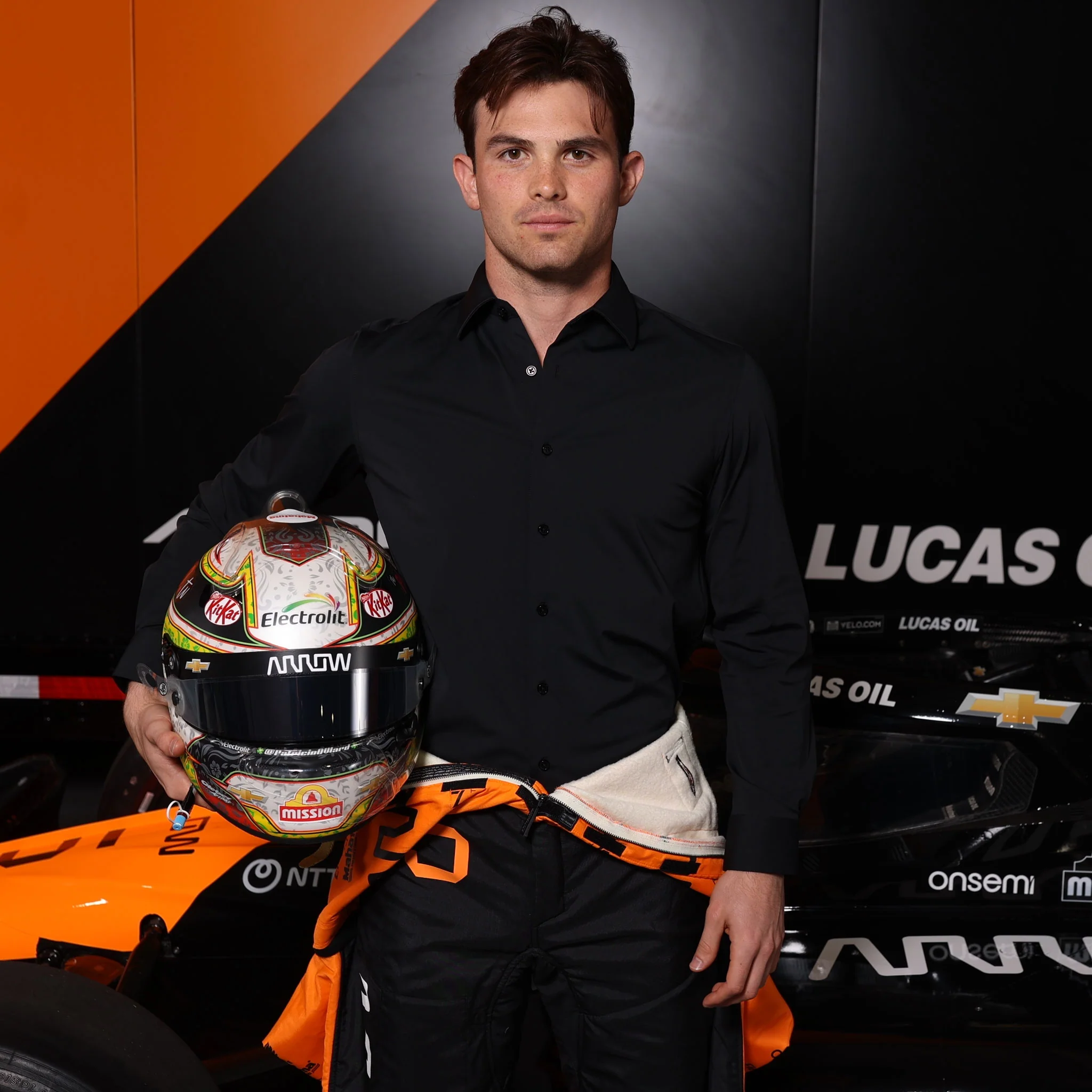 1224-apex-performance-dress-shirt-semi-spread-collar-black-1.webp Apex Performance Dress Shirt Semi-Spread Collar Black