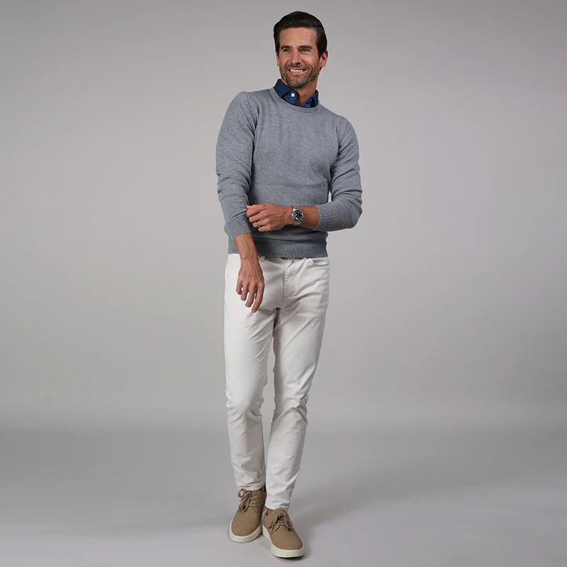 313-semi-spread-collar-polo-blue-polka-dot-7.webp Semi-Spread Collar Polo Blue Polka Dot