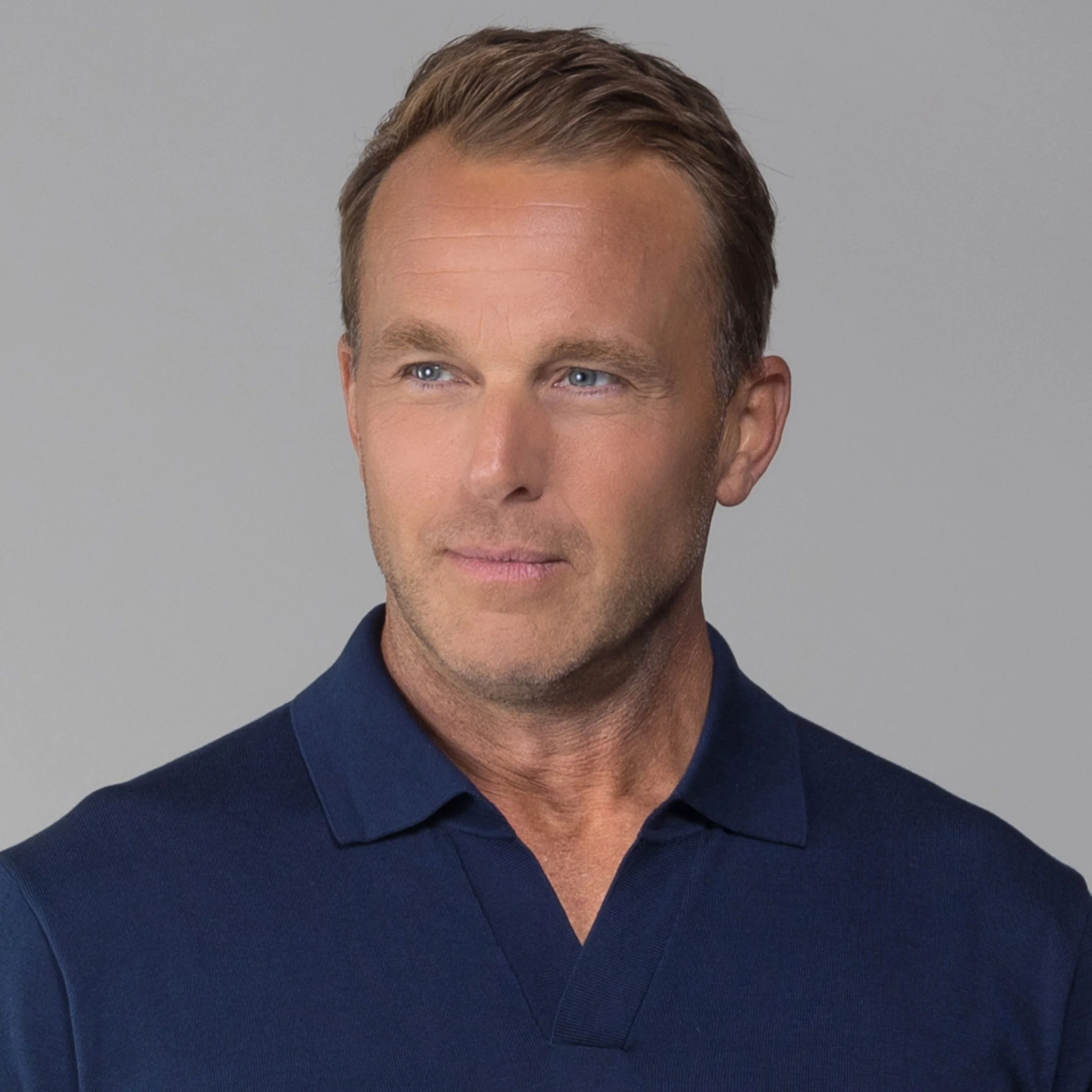 The Maranello Mid-Weight Cotton & Silk Polo Navy - Buttonless